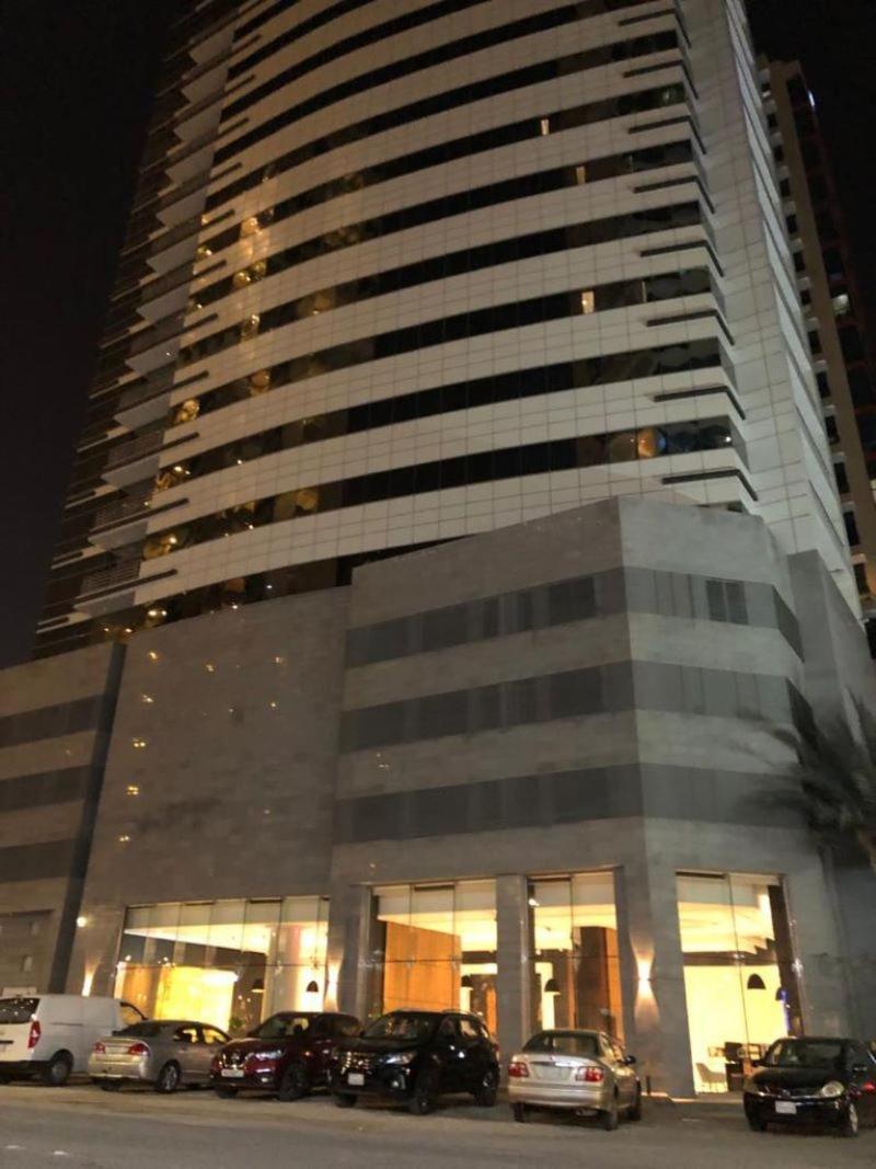 Sway Suites Al Manamah Esterno foto