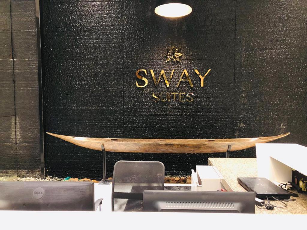 Sway Suites Al Manamah Esterno foto